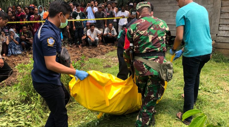 Mayat Wanita Ditemukan dalam Kandang Ayam, Korban Diduga warga Mahato 1