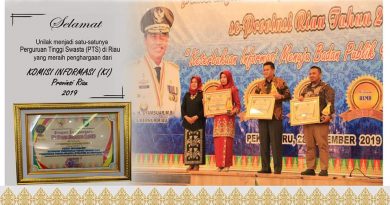 Unilak Satu Satunya PTS Di Riau yang Mendapatkan Penghargaan dari Komisi Informasi 5