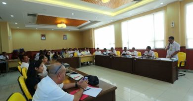 Asisten Pemerintahan dan Kesra Pimpin Rapat Formulasi Tim Kerangka Daya Saing Daerah 5
