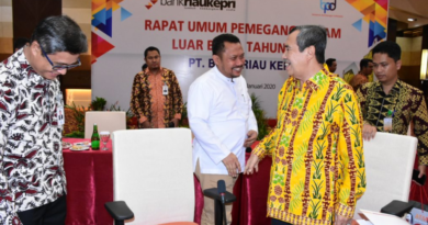 Bupati Kampar Hadiri RUPS Bank Riaukepri 4