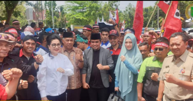 Unjuk Rasa Massa Buruh Riau Bersatu, Diterima Komisi I dan V DPRD Provinsi Riau 5