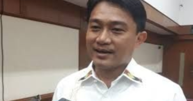 Wakil Kerua DPRD Riau Minta Semua Komponen Masyarakat Awasi Limbah Pabrik 6
