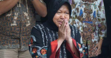 Walkot Surabaya Cabut Laporan Terhadap Penghinanya 5