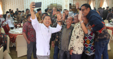 Ketua DPRD Riau, H.Indra Gunawan Eet, Ph.D: "Utamakan Pembangunan Buat Masyarakat Umum" 6