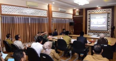 Video Konference, Plh Bupati Laporkan Perkembangan Penanganan Covid-19 Kabupaten Bengkalis 6