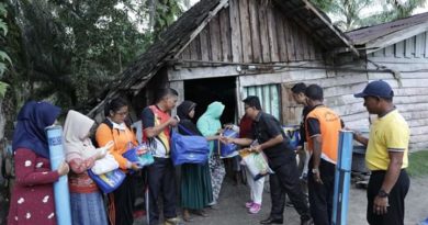 Peduli dengan Warga Penderita Tumor di Desa Rantau Sakti,Pemkab Melalui Dinsos P3A Rohul Salurkan Bantuan 4