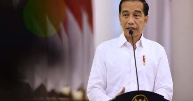 Jokowi: "Diperlukan Penerapan Social Distancing" 6