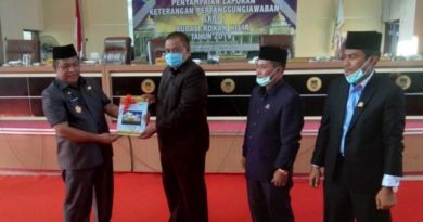 DPRD Rohil Gelar Rapat Paripurna Penyampaian LKPJ Bupati Tahun 2019 4