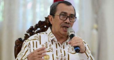 Gubernur Riau Minta Masyarakat tak Takut Donor Darah di Tengah Pandemi Covid-19 5