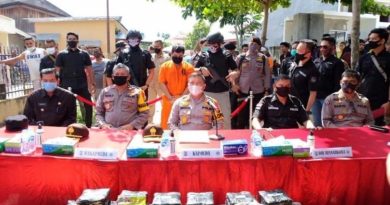 Polda Riau Ekspose Penangkapan 24 Kilogram Sabu di Tangkerang Tengah 6