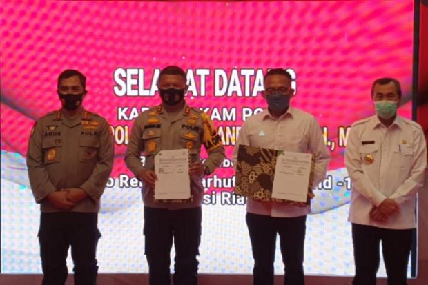 Disaksikan Kabaharkam, PTPN V-Polda Riau Jalin Kesepakatan Terkait Pengamanan Aset 1