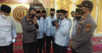 Kapolres Rohul AKBP Taufiq Lukman Nurhidayat Bersilaturrahmi dengan Alim Ulama dan Para Tokoh Rohul 4