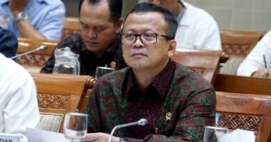 BREAKING NEWS: KPK Tangkap Menteri KKP Edhy Prabowo 6