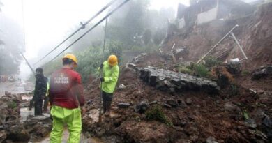 Longsor di Gunung Mas Puncak, Akses Utama Menuju Bogor dan Jakarta Tertutup 5