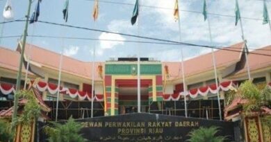 Kemendagri Tolak Rencana Perjalanan Dinas DPRD Riau ke Eropa 5
