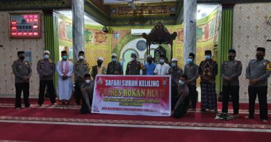 Didampingi Kompol Adi Prabowo, Kapolres Rohul Safari Shubuh Keliling Di Masjid At Thoiyyibah Pasar Agro 5