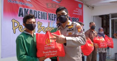 Alumni Akpol 1992 Riau Gelar Bansos “Berbagi Untuk Negeri”, Distribusikan 556 Paket Sembako 6