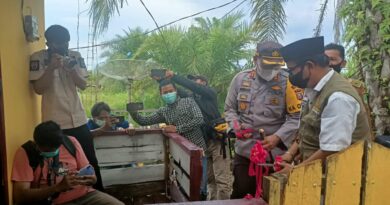 Polres Rohil  Bekerjasama Dengan Bazanas, Meresmikan Hasil Bedah Rumah Milik Warga 4