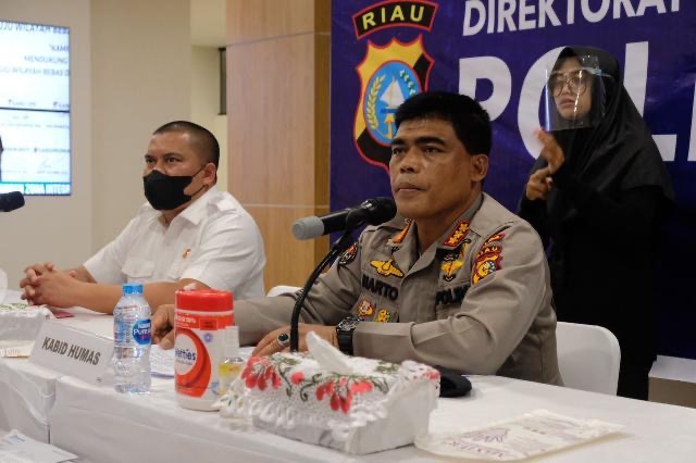 Polda Riau Ungkap Kasus Penggelapan Yang Rugikan Pengusaha Sembako senilai Rp3,7 Milyar 1