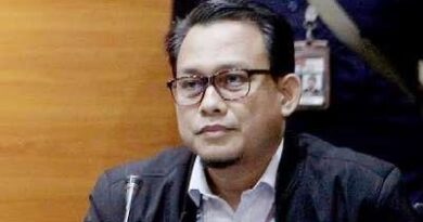 Diperiksa KPK, 6 Mantan Dewan 2009-2014 Riau Hari Ini Duduk di "Kursi Panas" Polda Riau 6