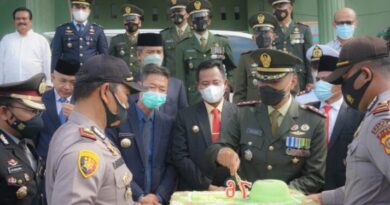 Hari Ulang Tahun TNI - Ke 76 Digelar Dimakodim 0321 Rokan Hilir, Jln. Lintas Pesisir, Batu 6 6