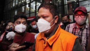 KPK Geledah Tiga Lokasi di Pekanbaru Terkait Kasus Suap Bupati Kuansing 2
