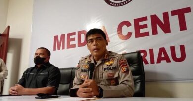 Dua Oknum Mantan Penyidik Diperiksa Bid. Propam Polda Riau 5