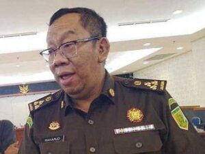 Kejati Riau Buru 14 Buronan, Satu Terdeteksi di Luar Negeri 2