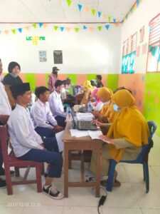 Sekolah MTs Hubbul Bilad Desa Tasik Serai Barat Kec.Talang Muandau Mengadakan Vaksin covit 19 Sebayak 180 Siswa 2