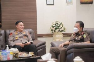 Kunjungi Kejati Riau, Kapolda Irjen Pol M Iqbal Sebut Kejaksaan Adalah Mitra Strategis Dalam Penegakan Hukum 2