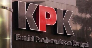 KPK Amankan Uang Ratusan Juta Rupiah dalam OTT Hakim PN Surabaya 5
