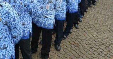 266 Pegawai Pemprov Riau Terima SK Pengangkatan PNS 5