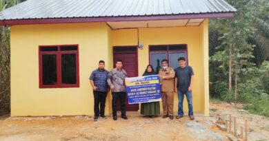 Anggota DPRD Propinsi Riau. H.Ali Rahmad Tinjau Bantuan RLH di Bagan Batu Barat 6