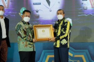 Gubri Riau Borong Anugerah Adinata Syari'ah 2022 2