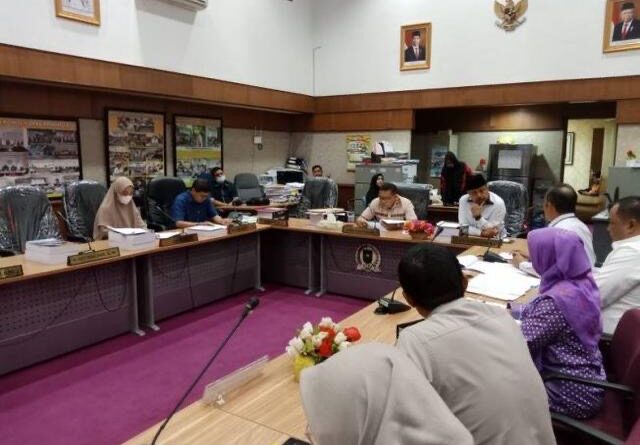 DPRD Riau Panggil Dinas Terkait Minta Penjelasan Kendala Distribusi Bantuan 1.800 Ekor Sapi 1