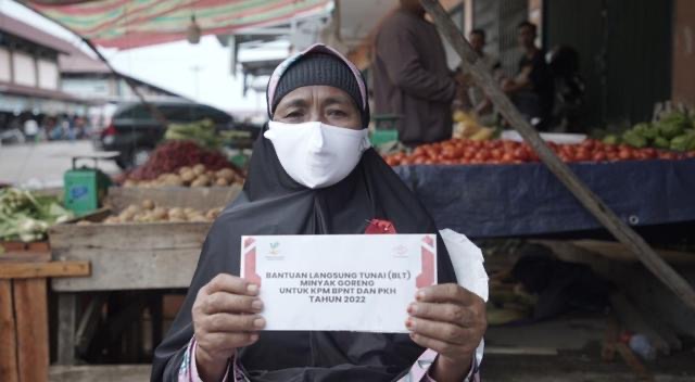 Pos Indonesia Kembali Dipercaya Menyalurkan BLT Minyak Goreng 1
