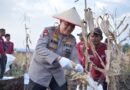 Irjen Iqbal Lakukan Panen Perdana Tanaman Hortikultura di Lahan Polda Riau