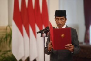 Jokowi Teken Perpres Nomor 94, Menhan Boleh Angkat Maksimal 5 Staf Khusus 2