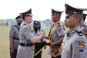 Lantik dan Ambil Sumpah 259 Bintara Polri, Kapolda Riau : Maksimalkan Perlindungan, Pengayoman dan Pelayanan Masyarakat, Itu Simbol Paling Mulia 2