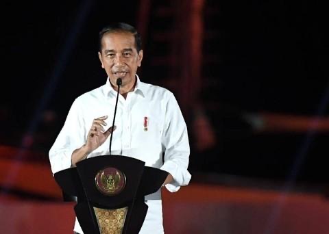 Jokowi Instruksikan Minggu Depan Harga TBS Sudah di Atas Rp 2.000 per Kg 1