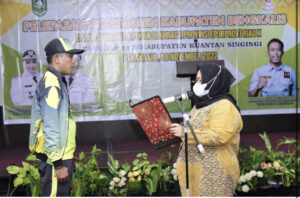 Bupati Kasmarni Lepas 464 Atlet Bengkalis Berlaga di Porprov ke-X Riau 2