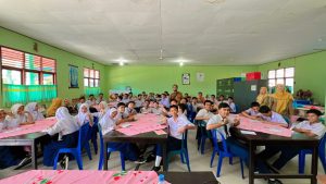 Komnas Anak Kab. Bengkalis Sosialisasi Anti Perundungan di SMP N 03 Mandau 5